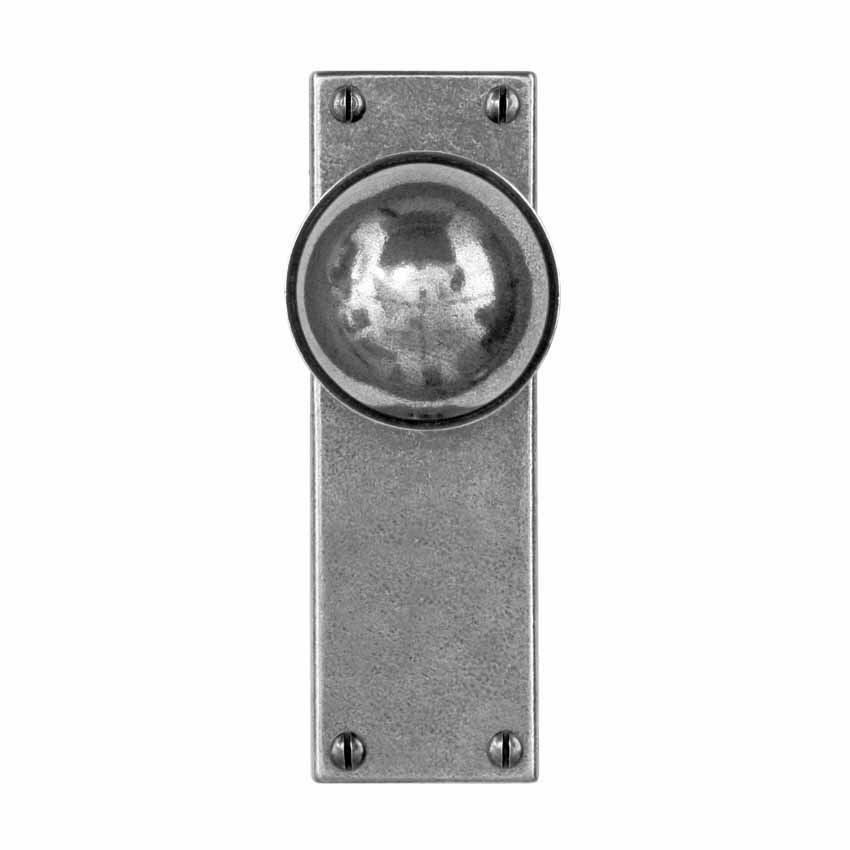 Finesse Pelton Pewter Door Knob on plate- FD173