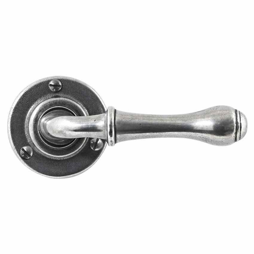 Finesse Fenwick Pewter Levers on a Round Rose  - FD058 