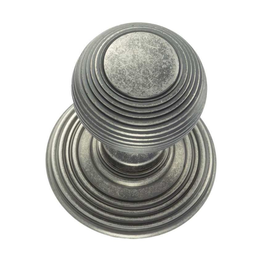 Ripon Round Reeded Door Knob in Distressed Silver-OE50RMKDS