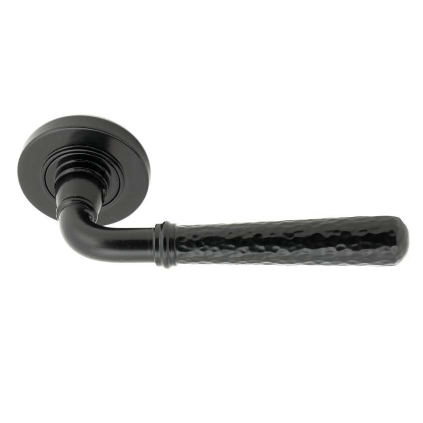 Black Hammered Newbury Lever on a Plain Rose Set - 45647 