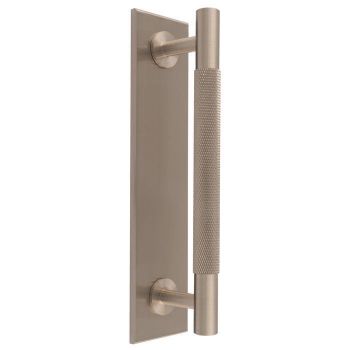 Knurled Pull Handle on Backplate in Satin Nickel - BP700CSN168SN