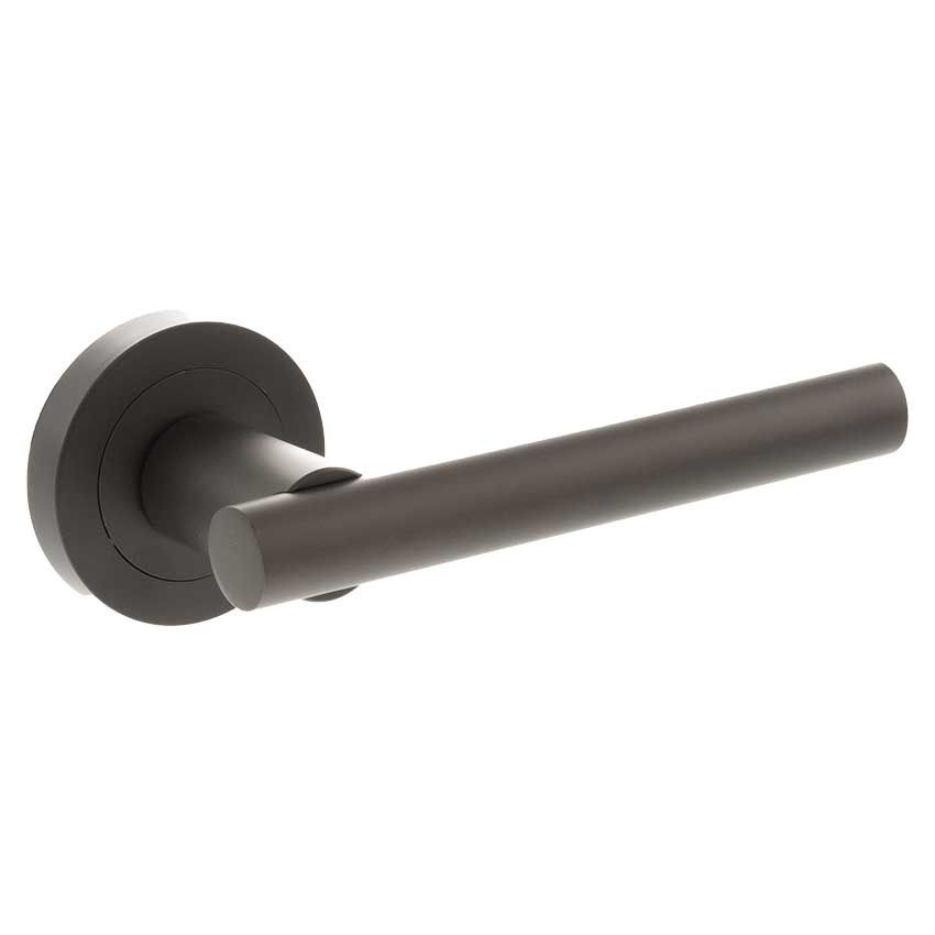 Picture of Nebraska Door Handle On A Round Rose- S28Rudb