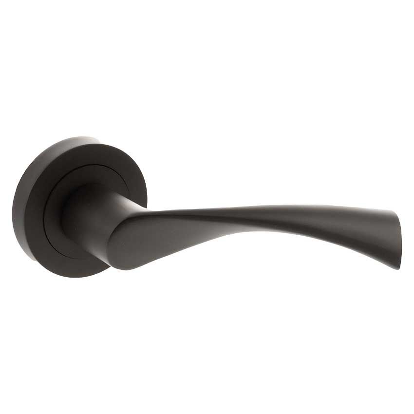 Picture of Colorado Door Handle In Urban Dark Bronze - S34RUDB