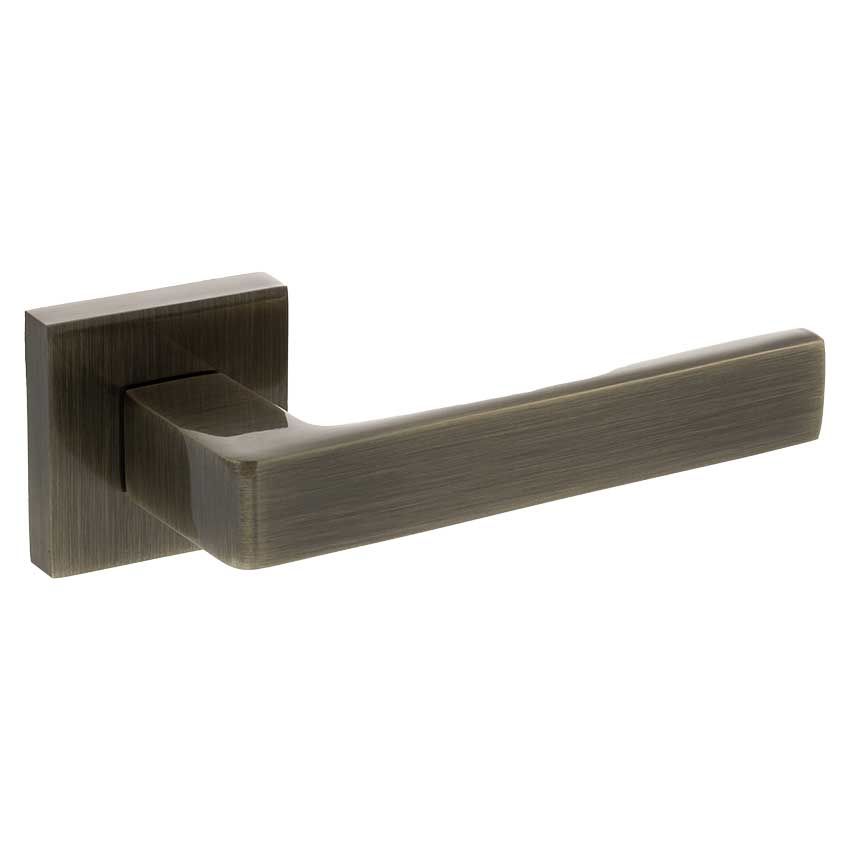 Picture of Montana Black Door Handles On A Square Rose - S40Sab