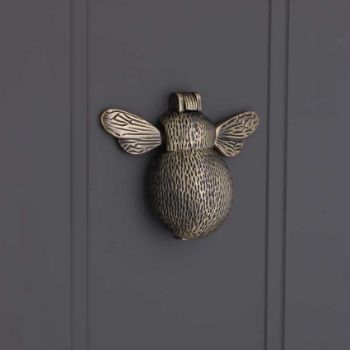 Picture of Bumble Bee Door Knocker In Antique Brass - SB4111ANT